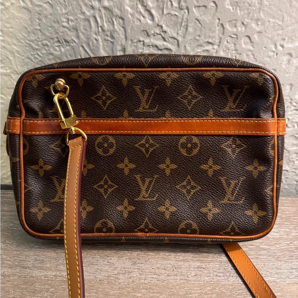 Louis Vuitton Marly Vintage Crossbody Bag